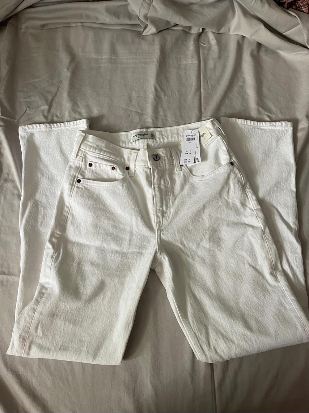 Abercrombie & Fitch 90’s Straight Women’s Jeans in White
